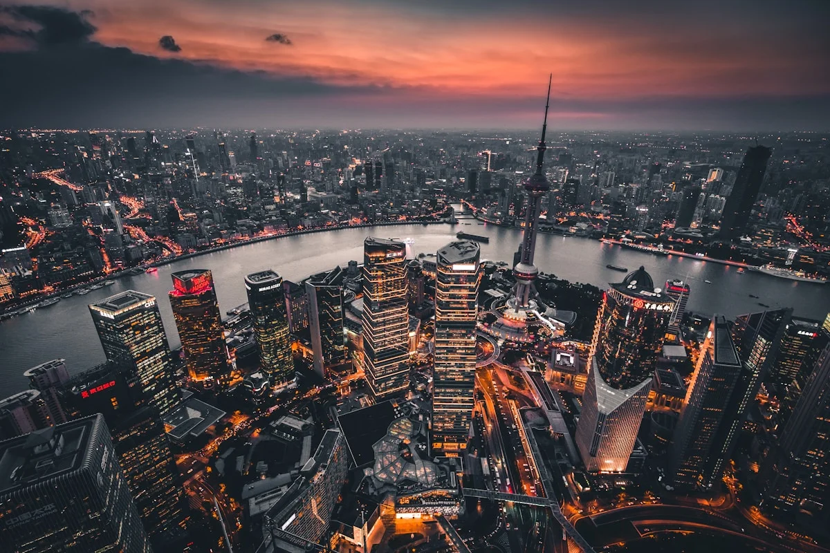 上海城市地标与滨水天际线